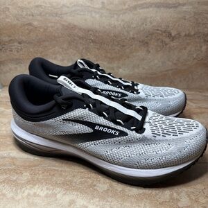 Brooks Revel 7 Men’s Running Shoes Size 14 Gray Black Lightweight Athletic